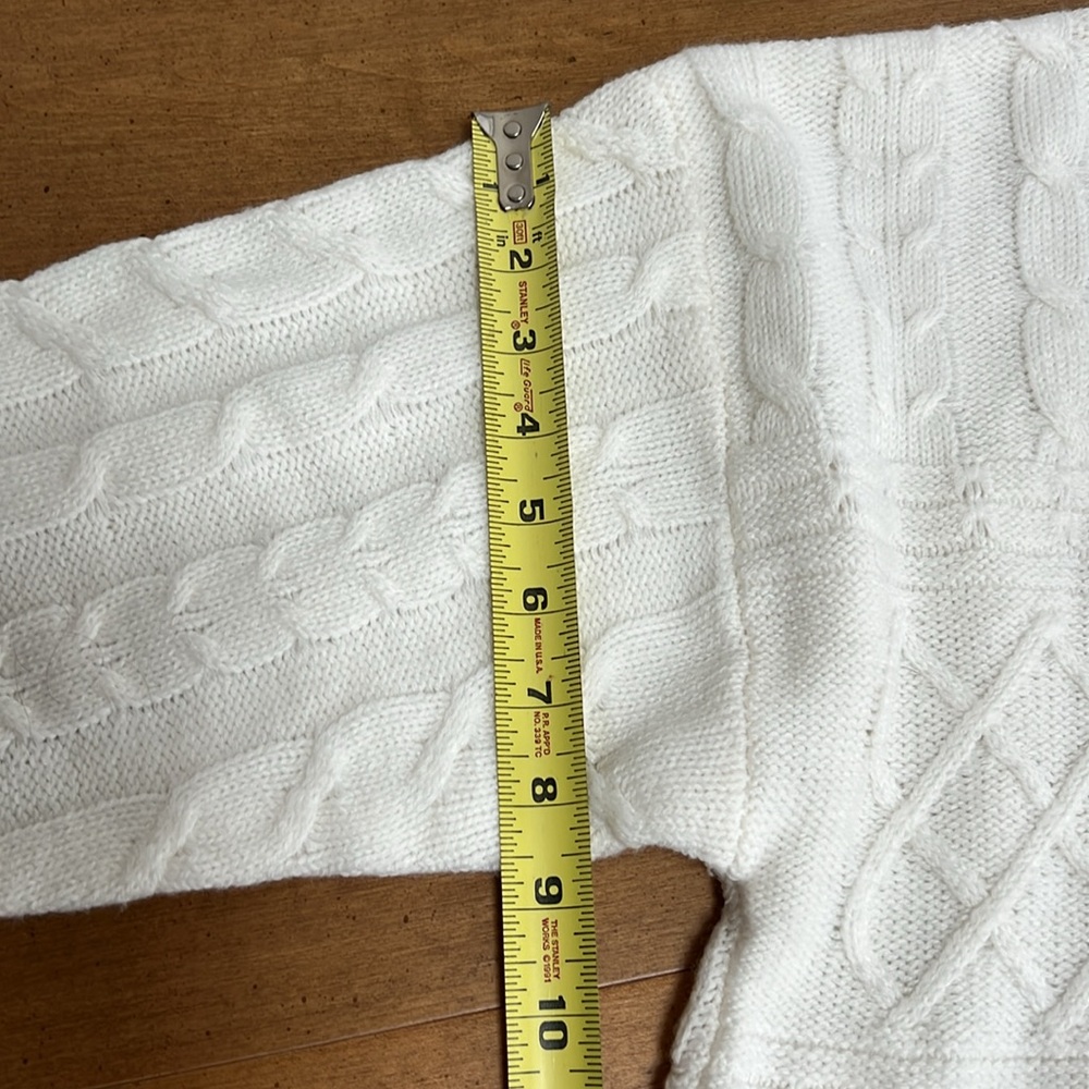 Sweater - Picture 10 of 10